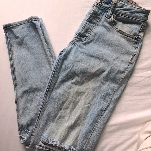 American Eagle Outfitters Vintage High Rise Jeans - Picture 1 of 2